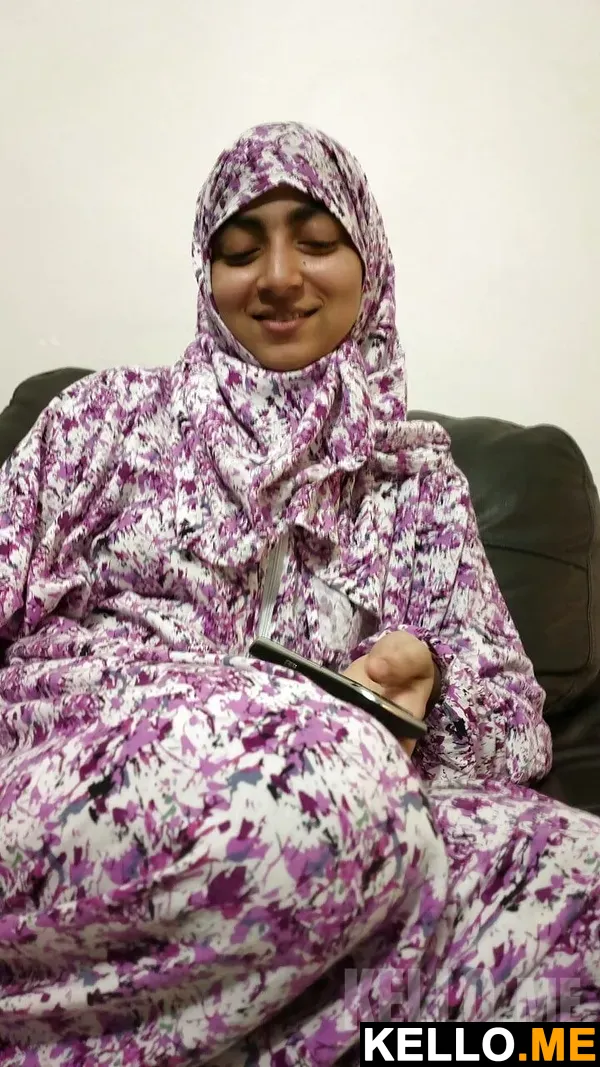 Photo 2 in Hot Pakistani Bhabhi Evergreen Boobs And Pussy Picss