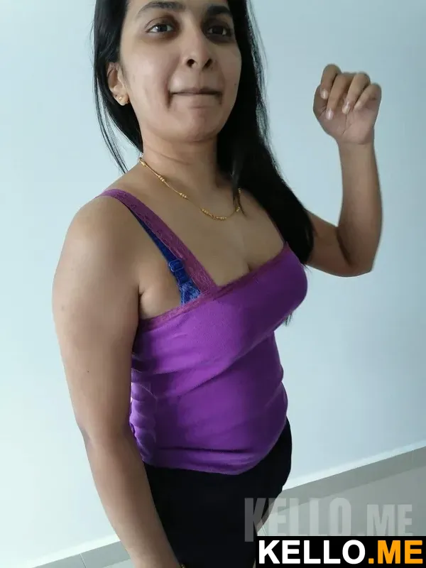 Photo 7 in Beautiful Mallu Wife Divya Sexy In Saree And Giving Blowjob 1 Pics