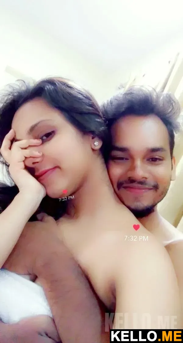 Photo 2 in Newly Married Bangalore Couple Honeymoon Pics Leaked 1