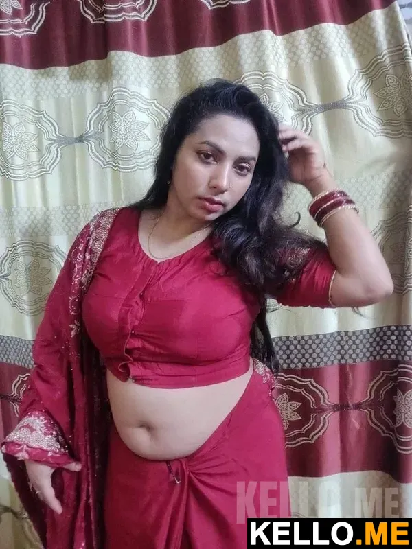 Photo 4 in Busty Bangladeshi Bhabhi Stunning Huge Tits And Ass Hd Pics