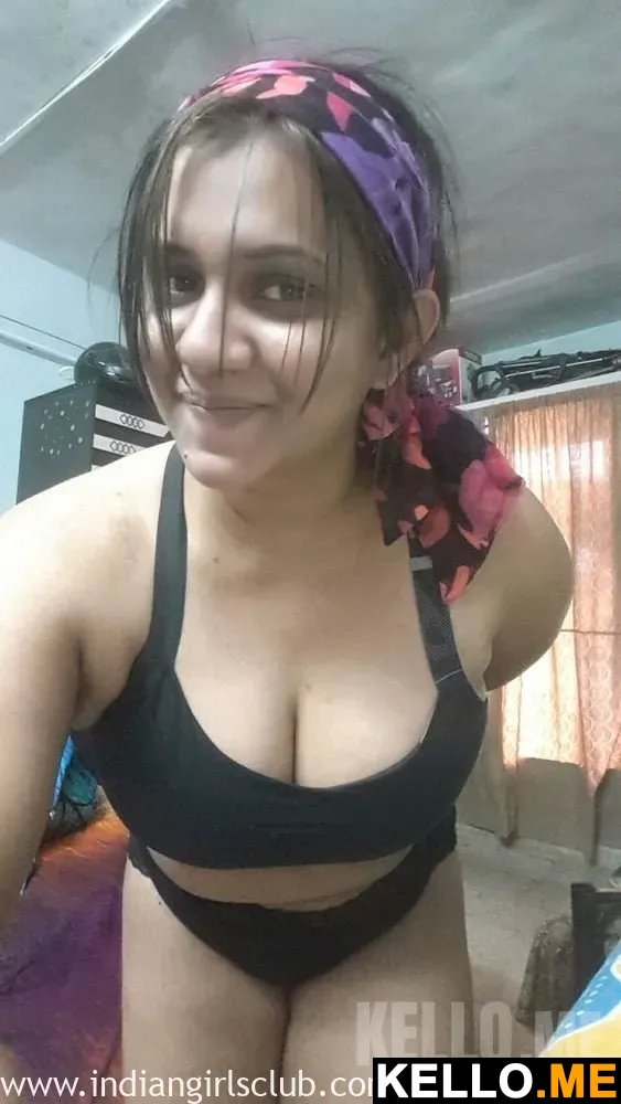 Photo 8 in Gorgeous Horny Indian Pooja Aunty Asshole And Big Boobs