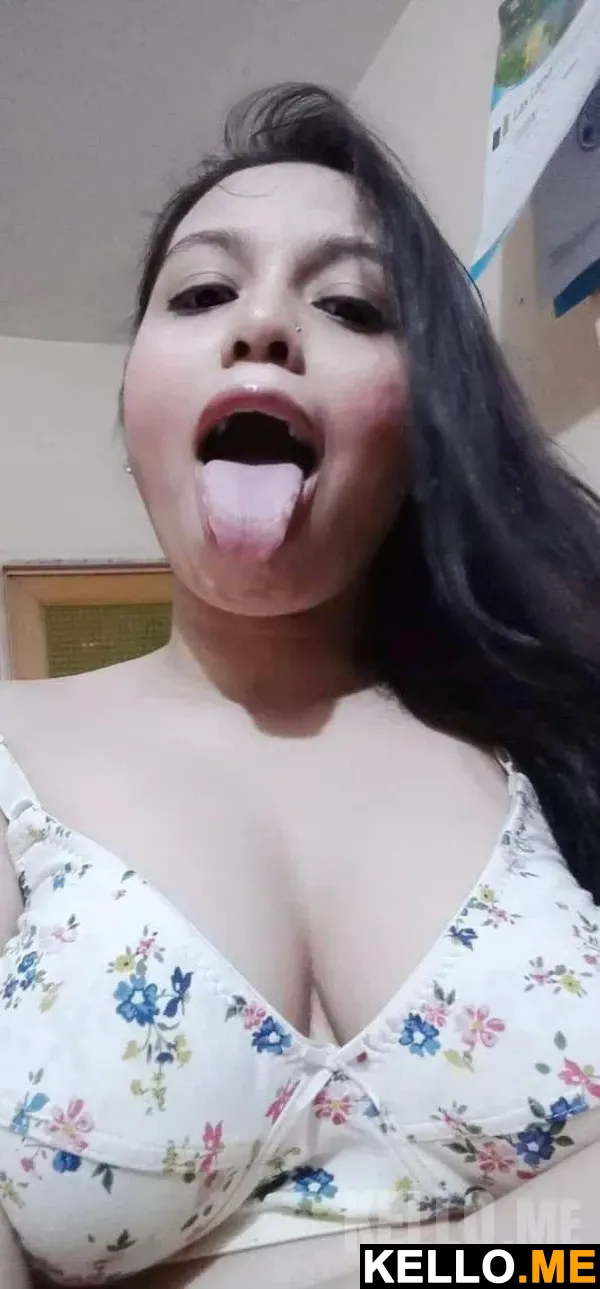 Photo 10 in Mast Figure And Big Boobs Bengali Bhabhi Nude Pics Posted Online