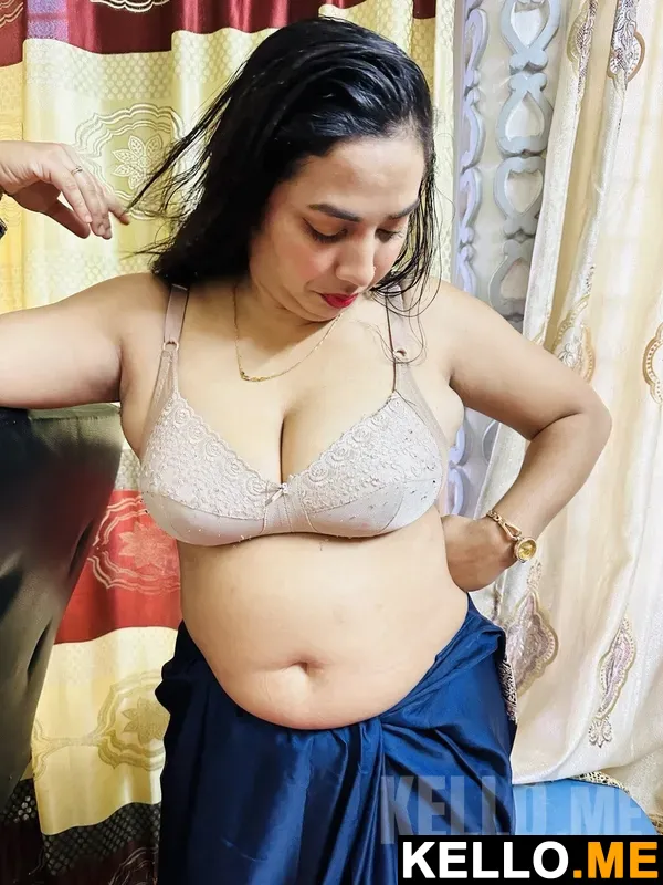 Photo 5 in Busty Bangladeshi Bhabhi Stunning Huge Tits And Ass Hd Pics 1