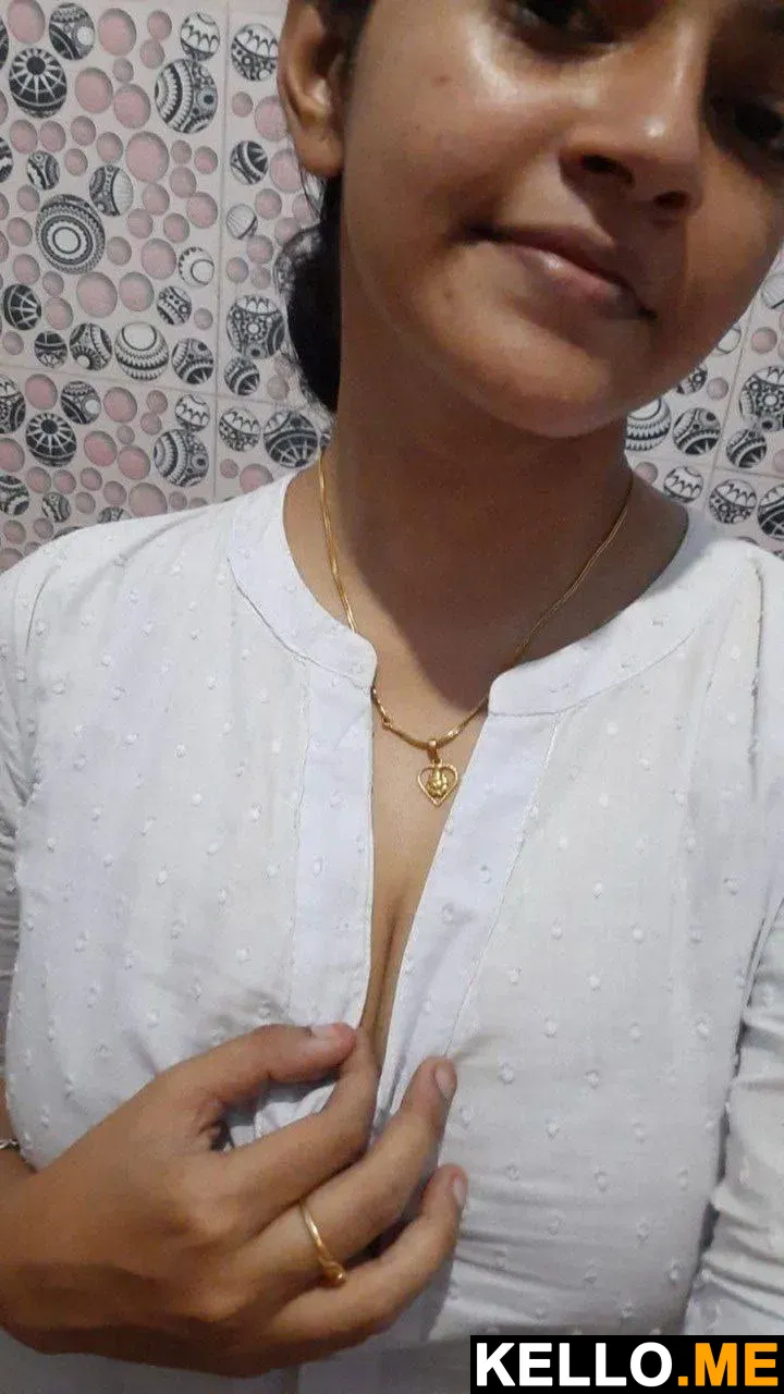 Photo 5 in Tanker Girlfriend Topless Selfies For Boyfriend